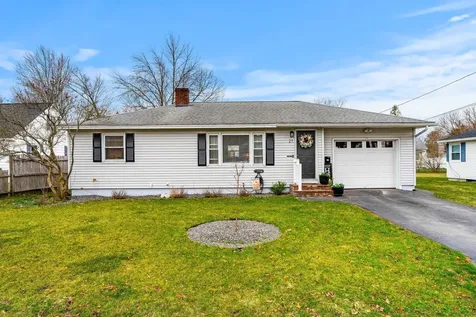 21 Hayden Street Nashua NH 03060
