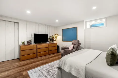 21 Hayden Street Nashua NH 03060