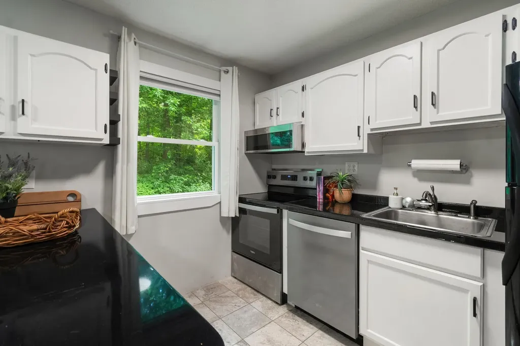 314 Sherwood Square Essex Junction VT 05452