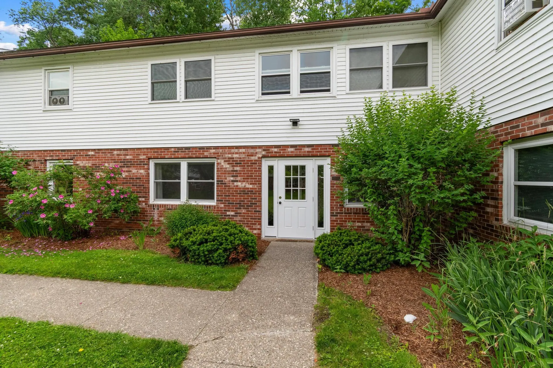 314 Sherwood Square Essex Junction VT 05452