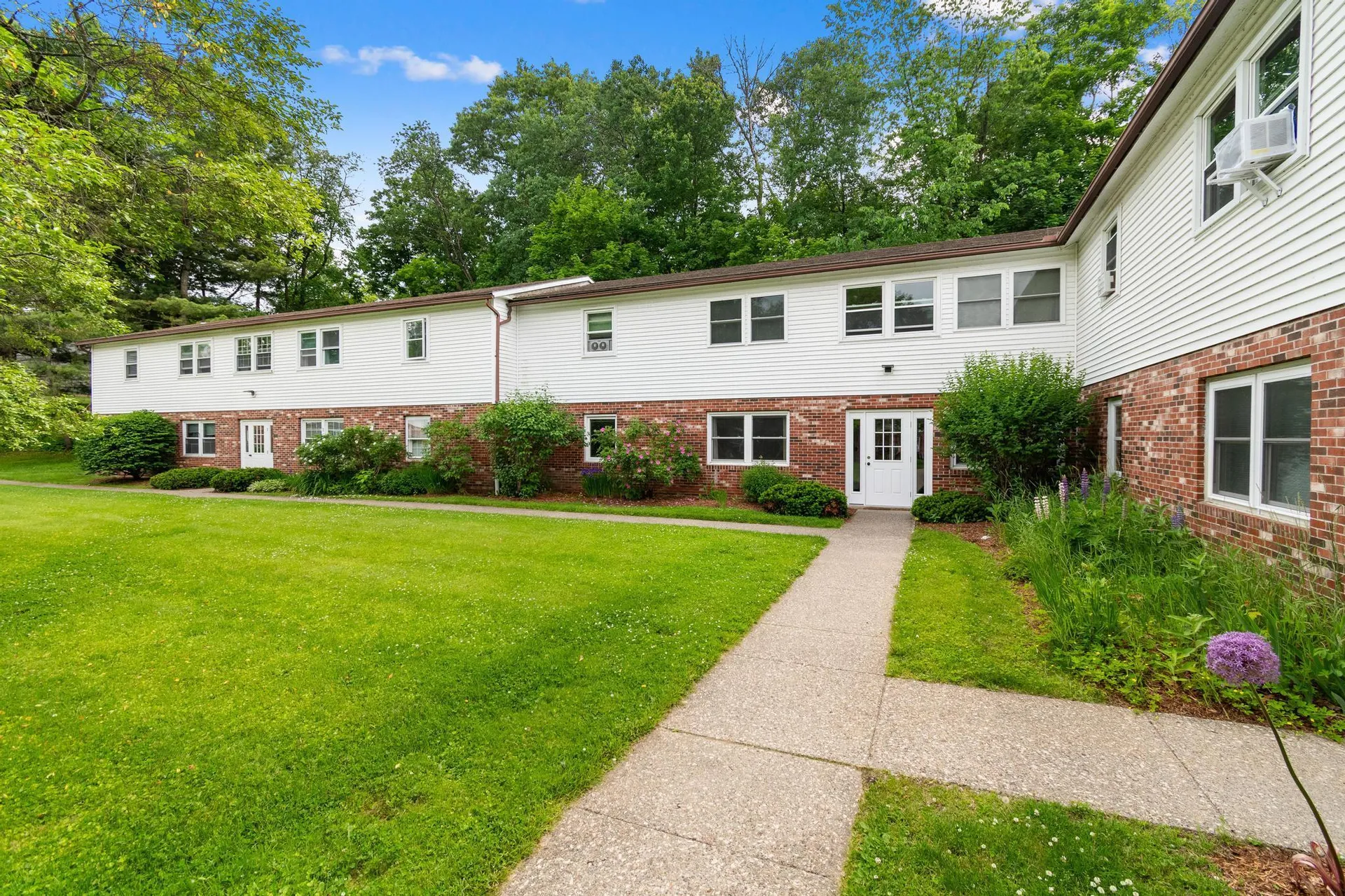 314 Sherwood Square Essex Junction VT 05452