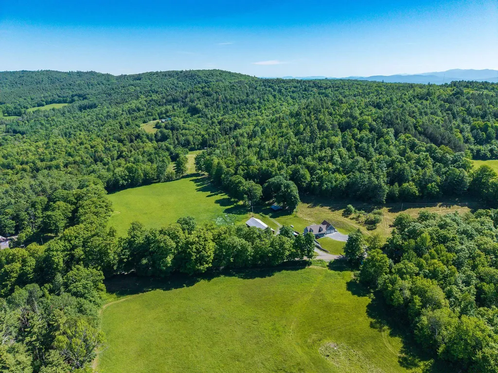 292 Fulton Road Bradford VT 05033