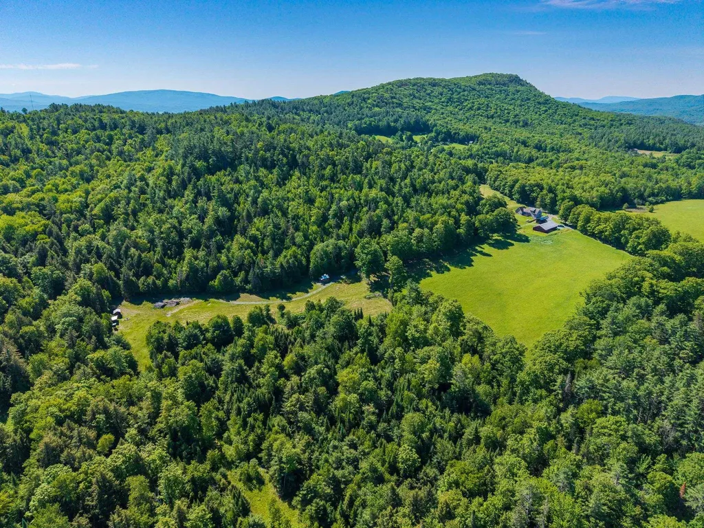 292 Fulton Road Bradford VT 05033