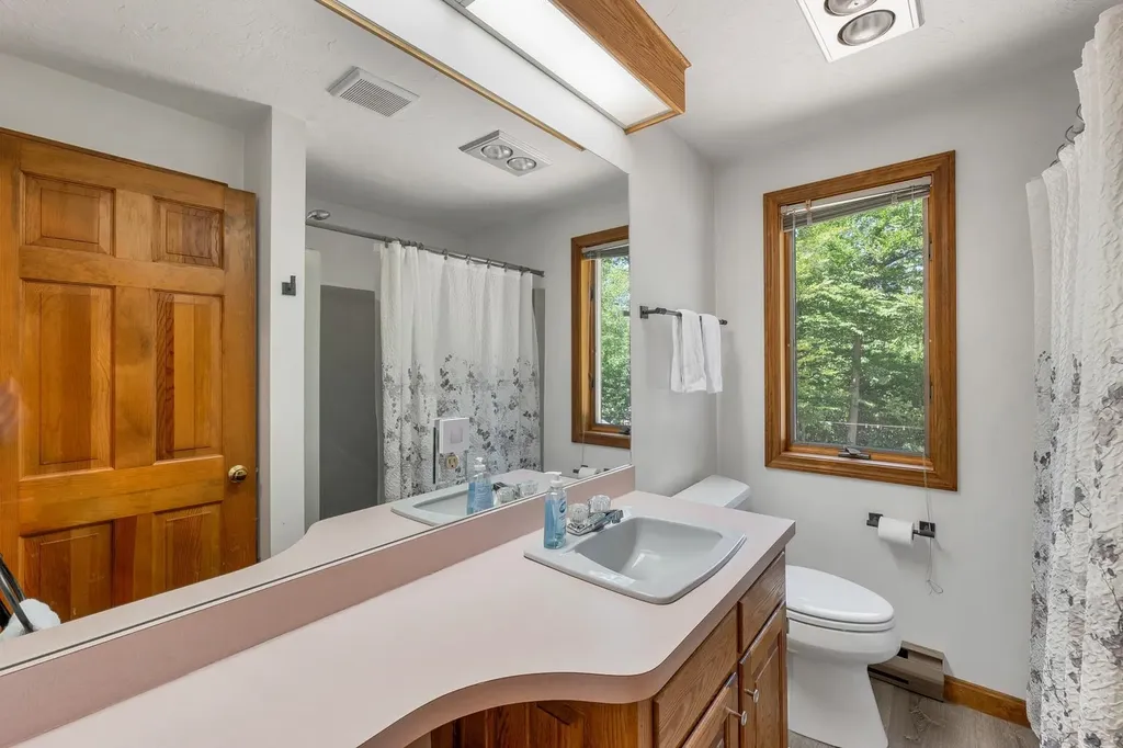 5 Holiday Ridge Road Bartlett NH 03812