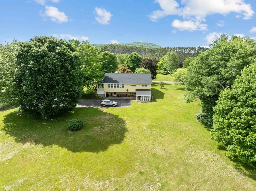 1890 Littleton Road Monroe NH 03771
