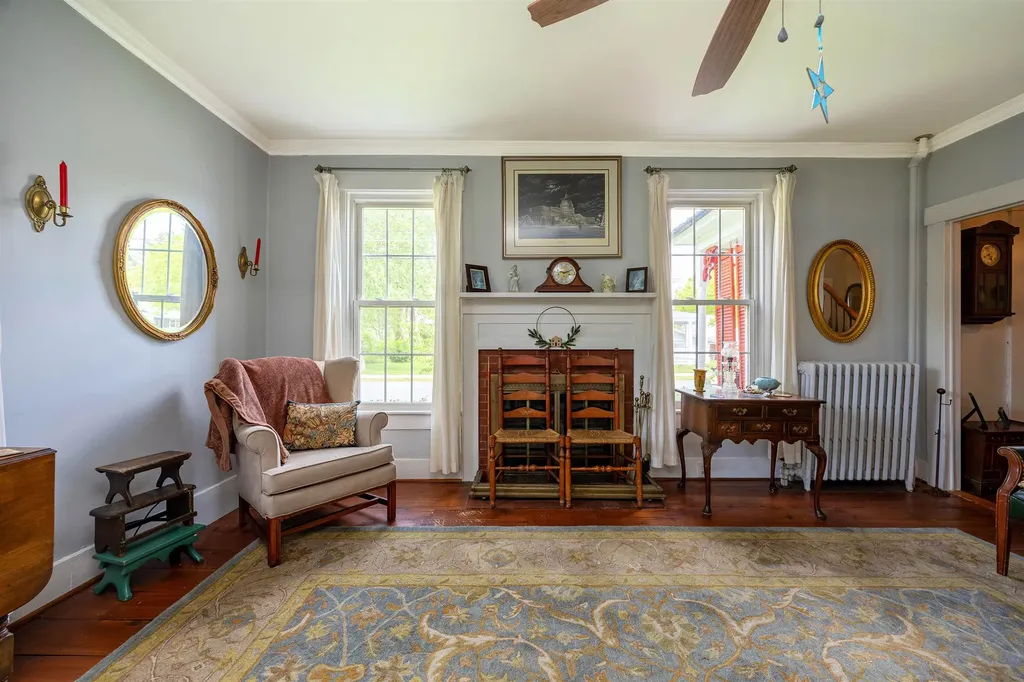 13 Pleasant Street Lancaster NH 03584