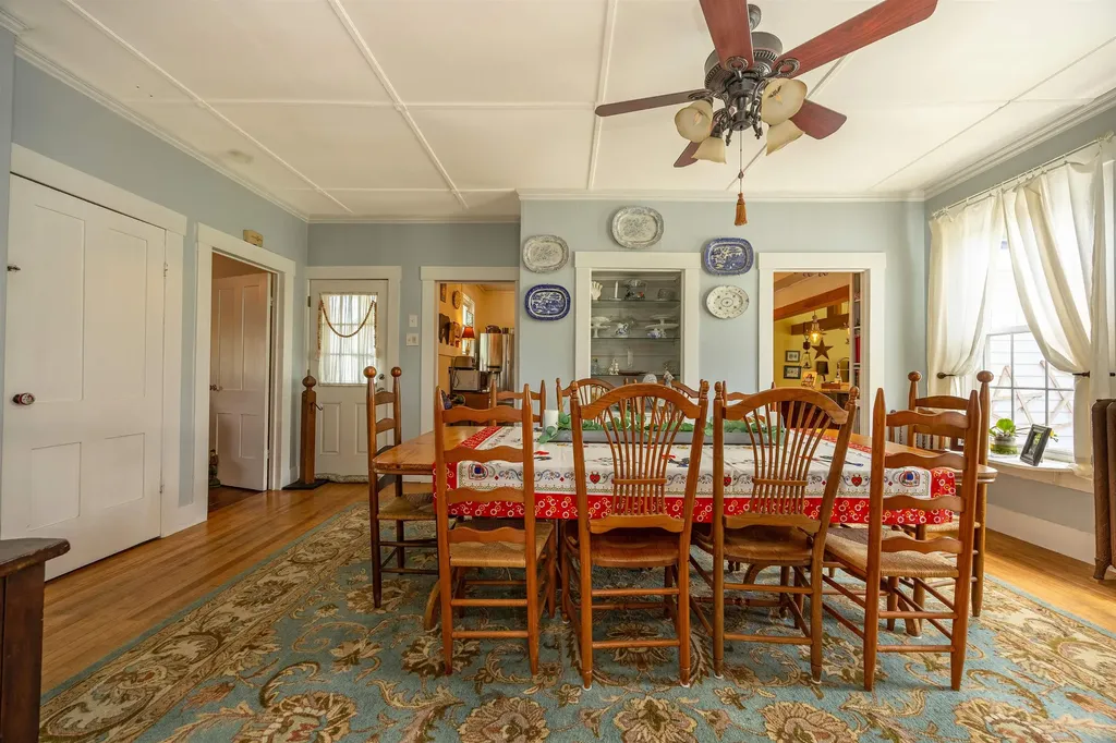 13 Pleasant Street Lancaster NH 03584