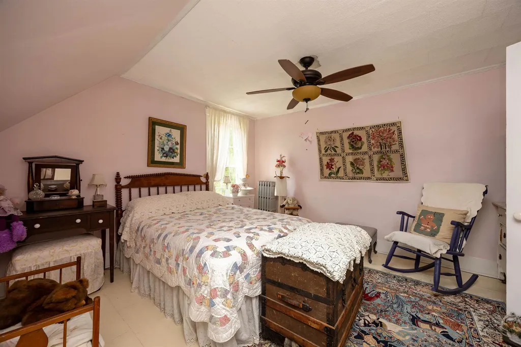 13 Pleasant Street Lancaster NH 03584
