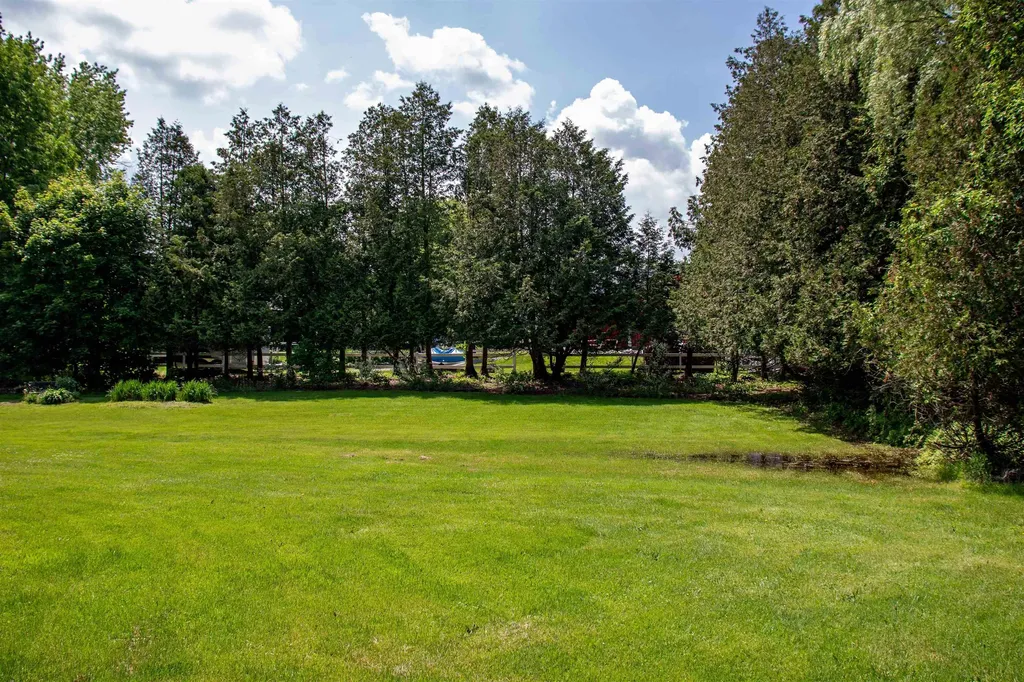 13 Pleasant Street Lancaster NH 03584