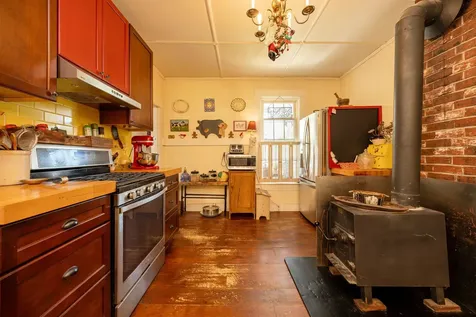 13 Pleasant Street Lancaster NH 03584