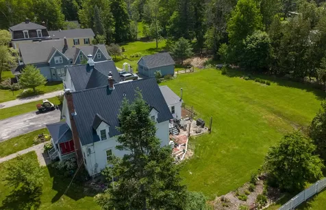 13 Pleasant Street Lancaster NH 03584