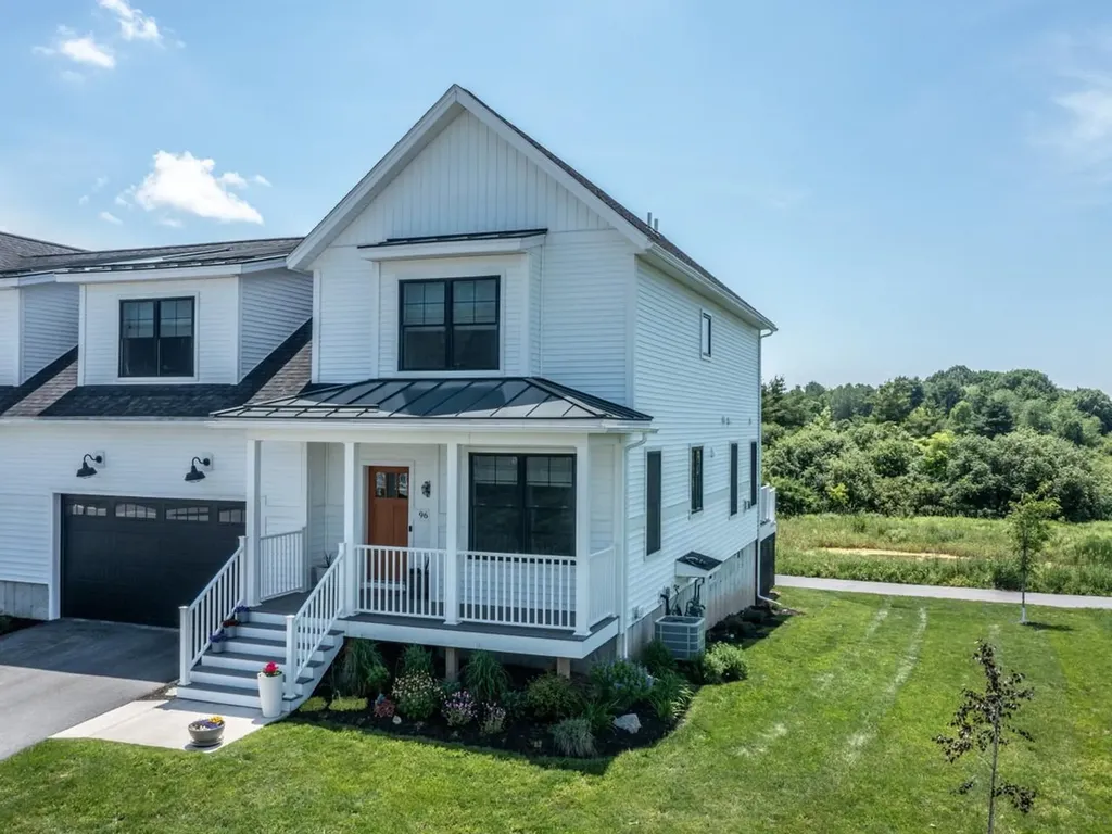 96 Aurora Road South Burlington VT 05403