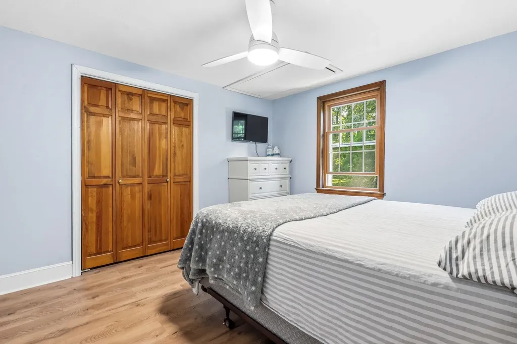 15 Oxbow Lane Derry NH 03038