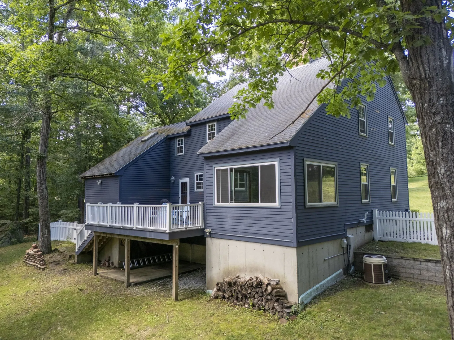 15 Oxbow Lane Derry NH 03038