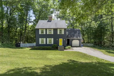 15 Oxbow Lane Derry NH 03038