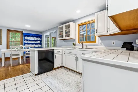 15 Oxbow Lane Derry NH 03038