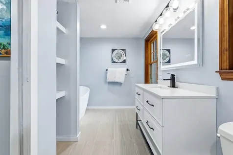 15 Oxbow Lane Derry NH 03038