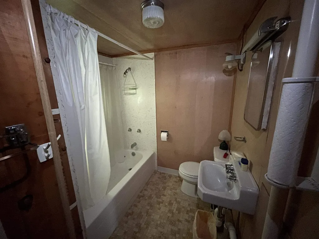 248 Cowan Road Averill VT 05901