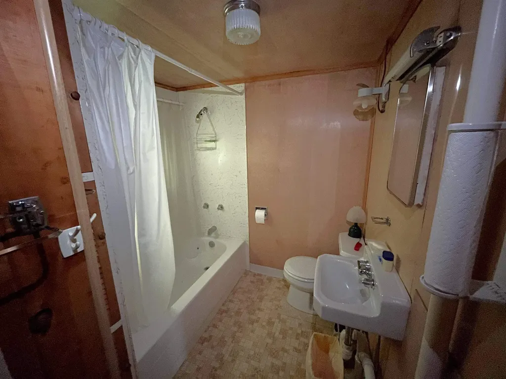 248 Cowan Road Averill VT 05901