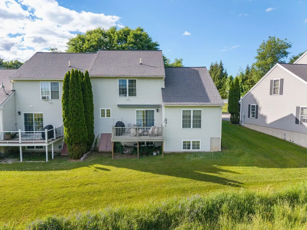 18 Morrison Lane Dover NH 03820