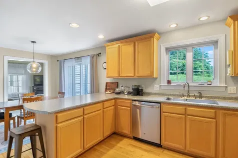 18 Morrison Lane Dover NH 03820