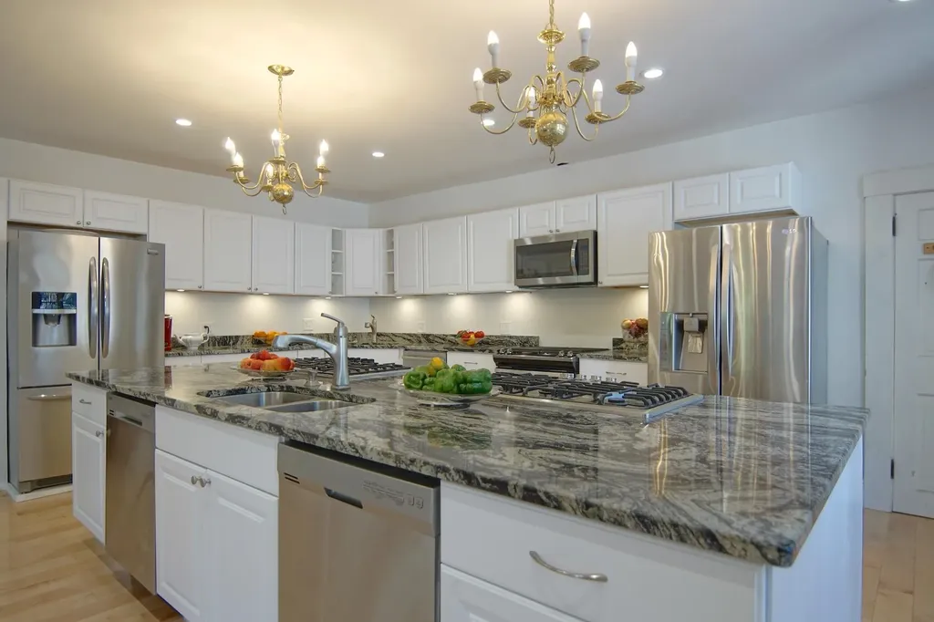 53 Austin Street Portsmouth NH 03801