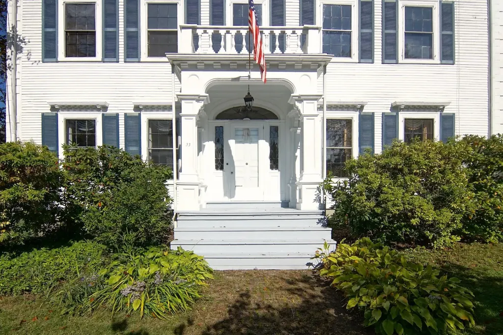 53 Austin Street Portsmouth NH 03801