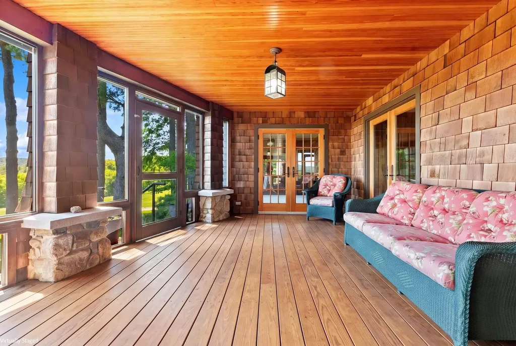 16 Heritage Drive Sunapee NH 03782