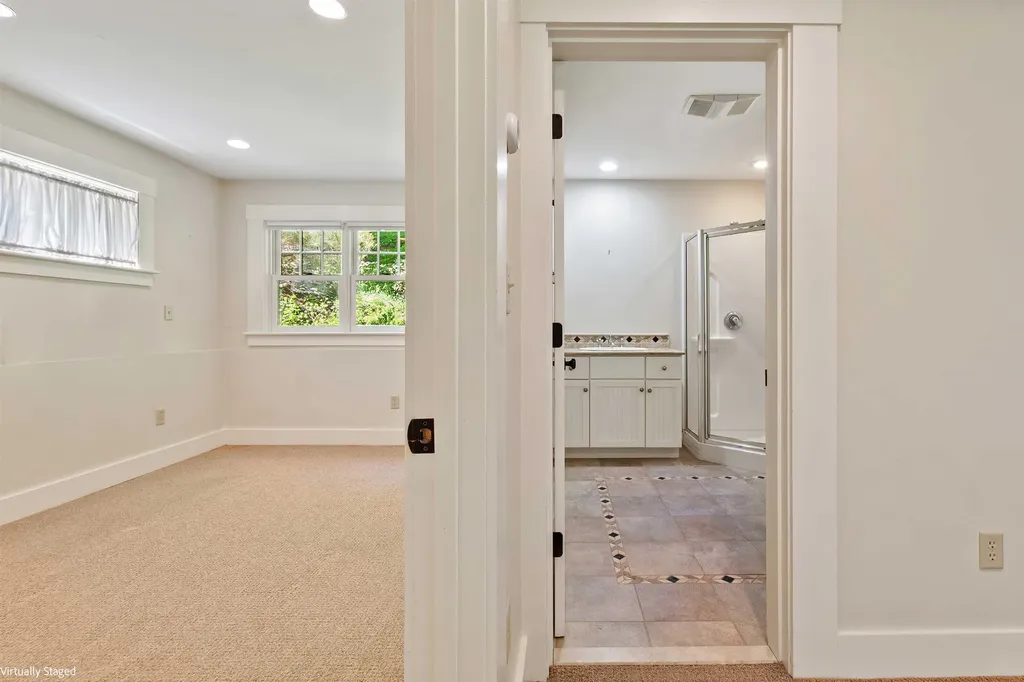 16 Heritage Drive Sunapee NH 03782