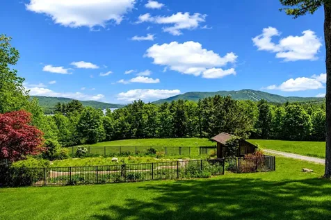 16 Heritage Drive Sunapee NH 03782