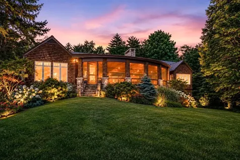 16 Heritage Drive Sunapee NH 03782