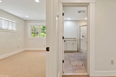16 Heritage Drive Sunapee NH 03782