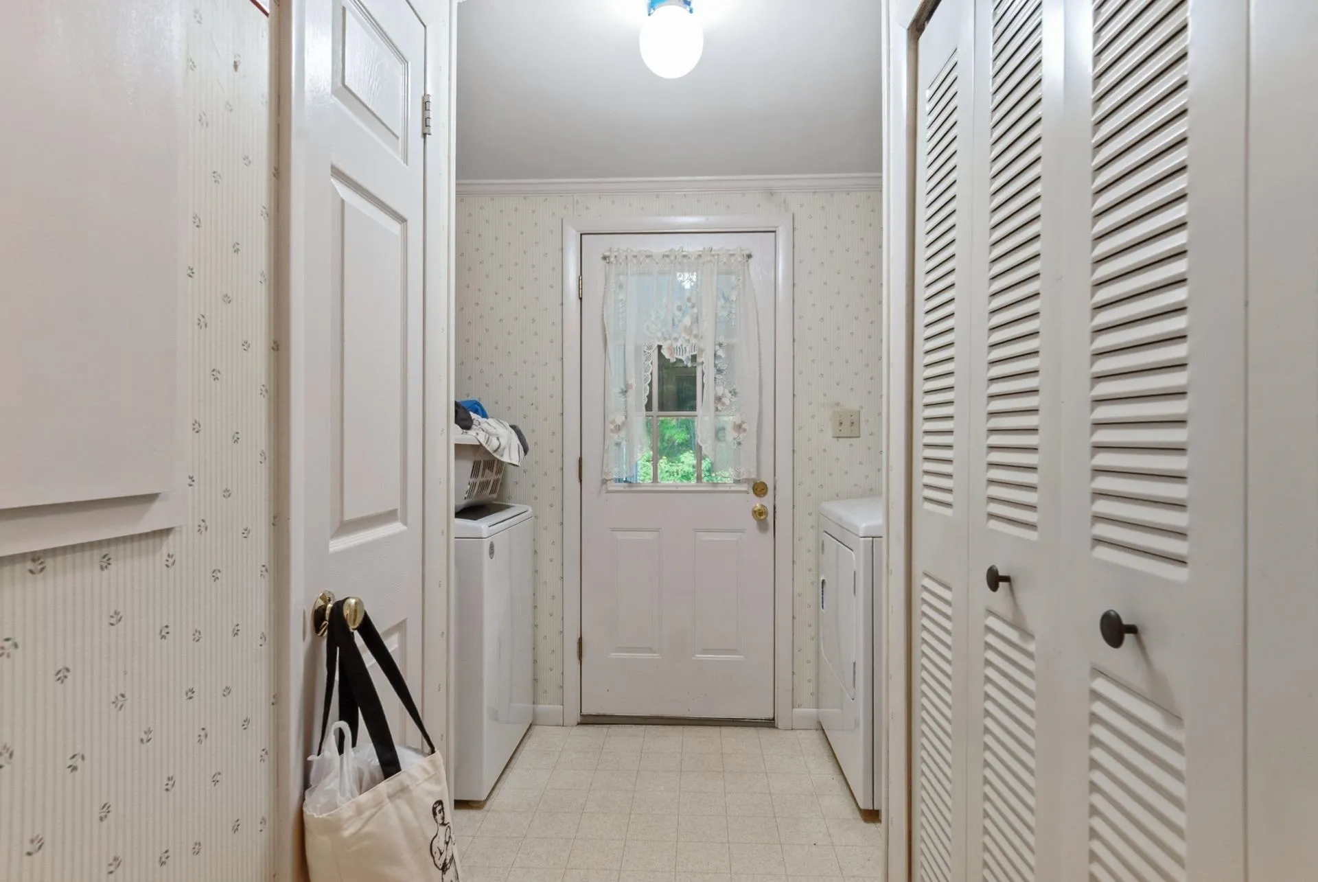 10 Aberdeen Drive Stratham NH 03885
