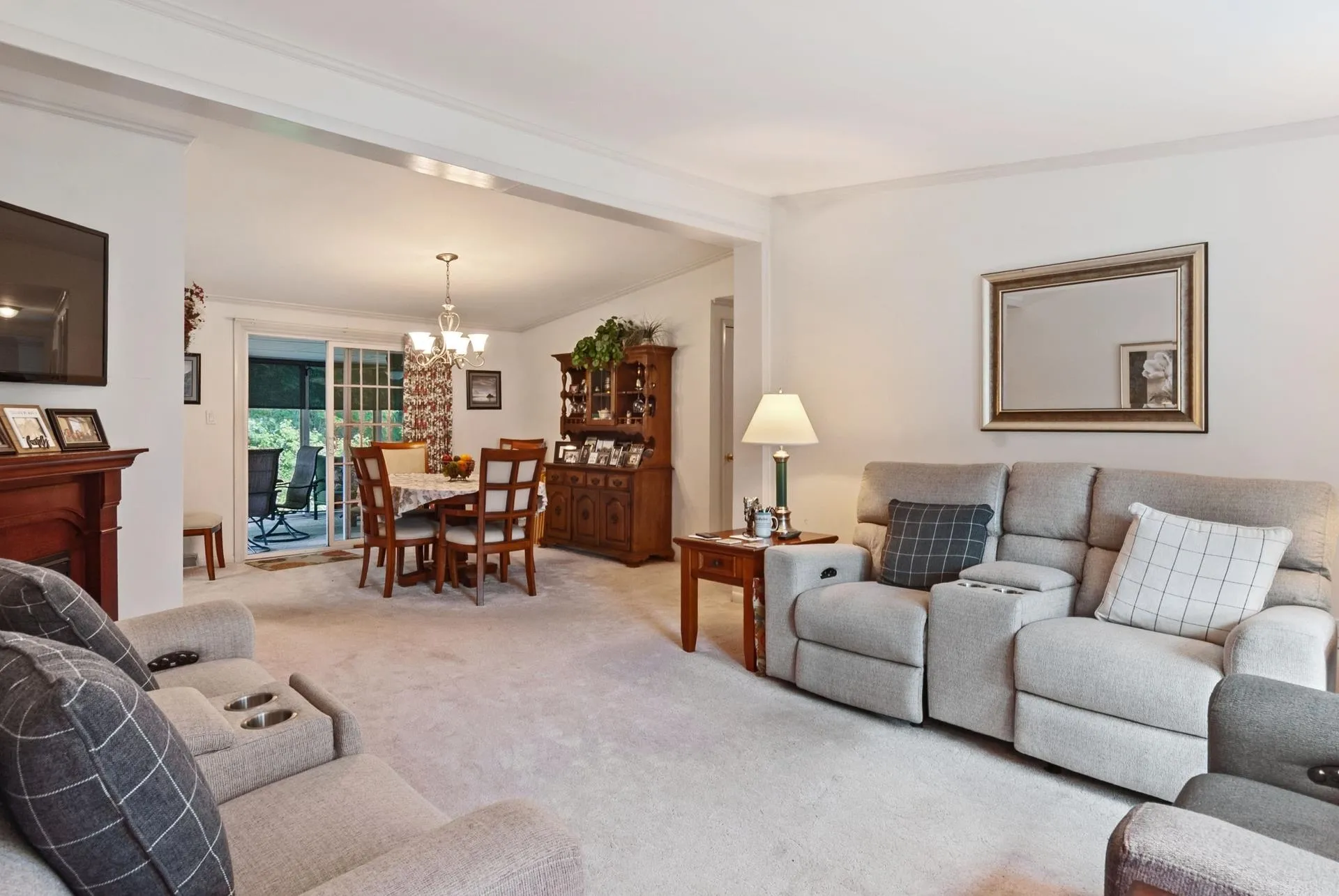 10 Aberdeen Drive Stratham NH 03885