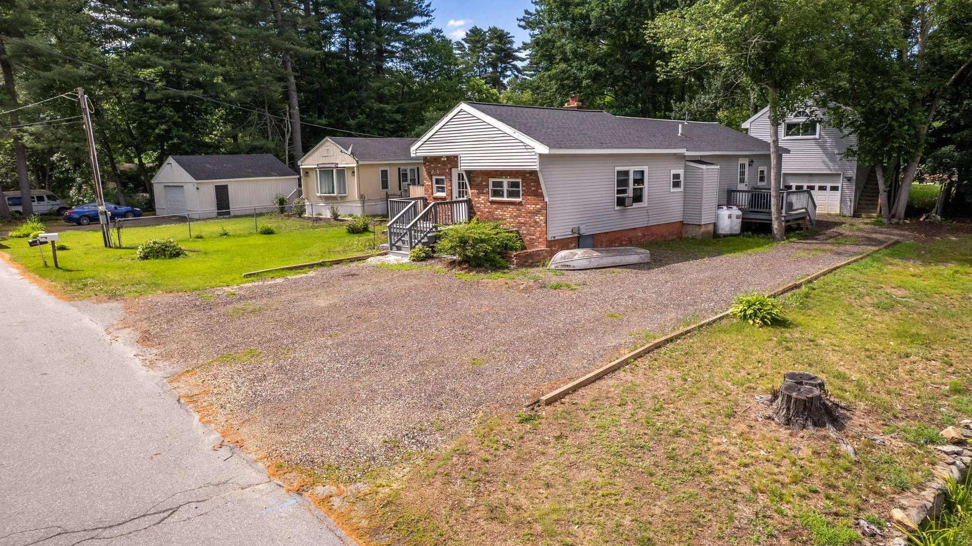 3 Margaret Avenue Raymond NH 03077