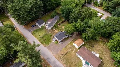 3 Margaret Avenue Raymond NH 03077