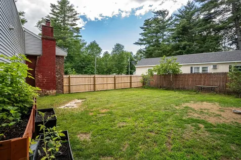 3 Margaret Avenue Raymond NH 03077