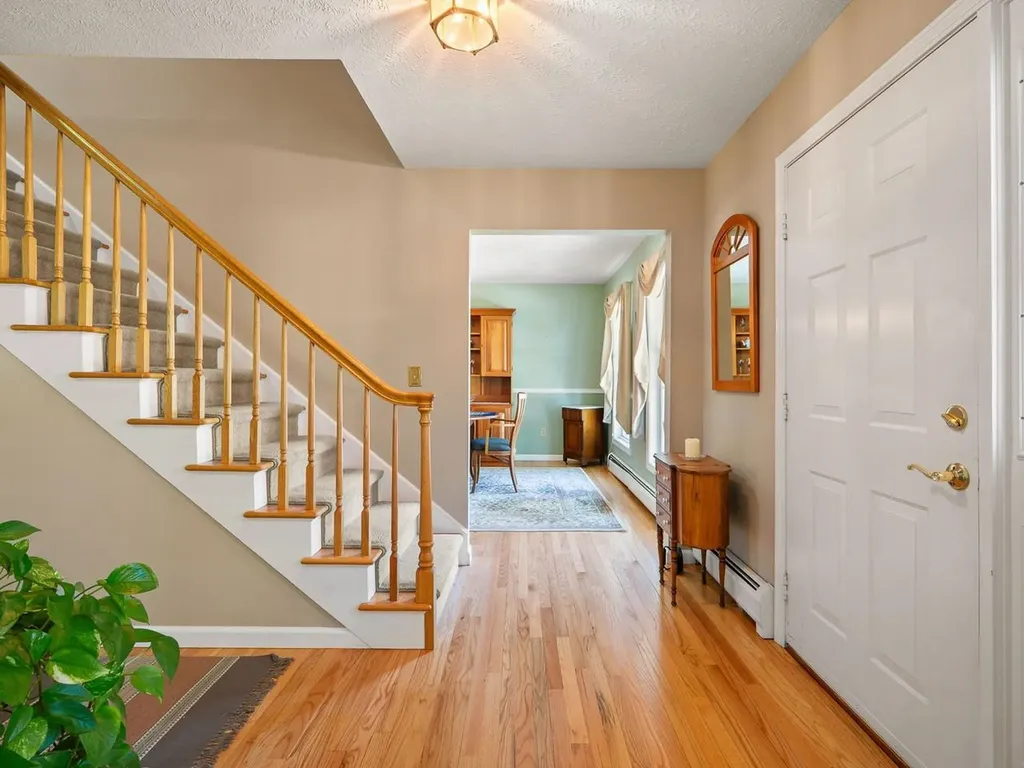 4 Oak Creek Drive South Burlington VT 05403