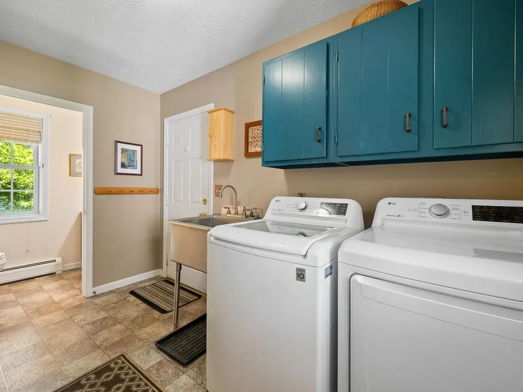 4 Oak Creek Drive South Burlington VT 05403