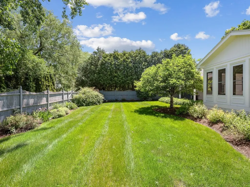 4 Oak Creek Drive South Burlington VT 05403