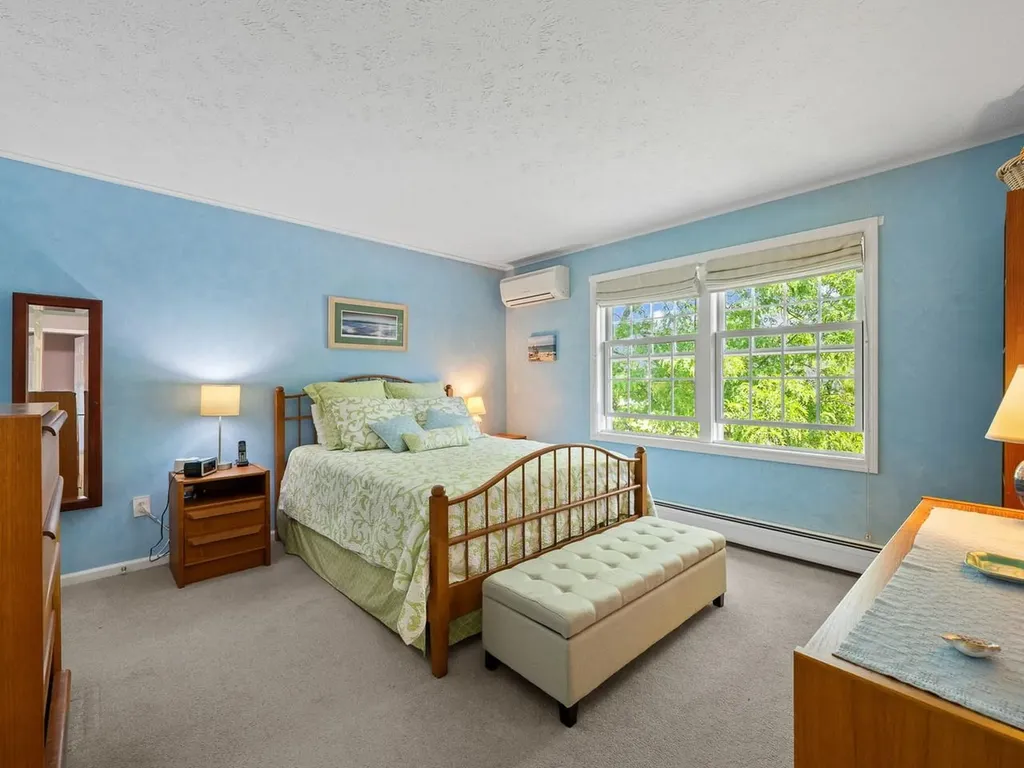 4 Oak Creek Drive South Burlington VT 05403