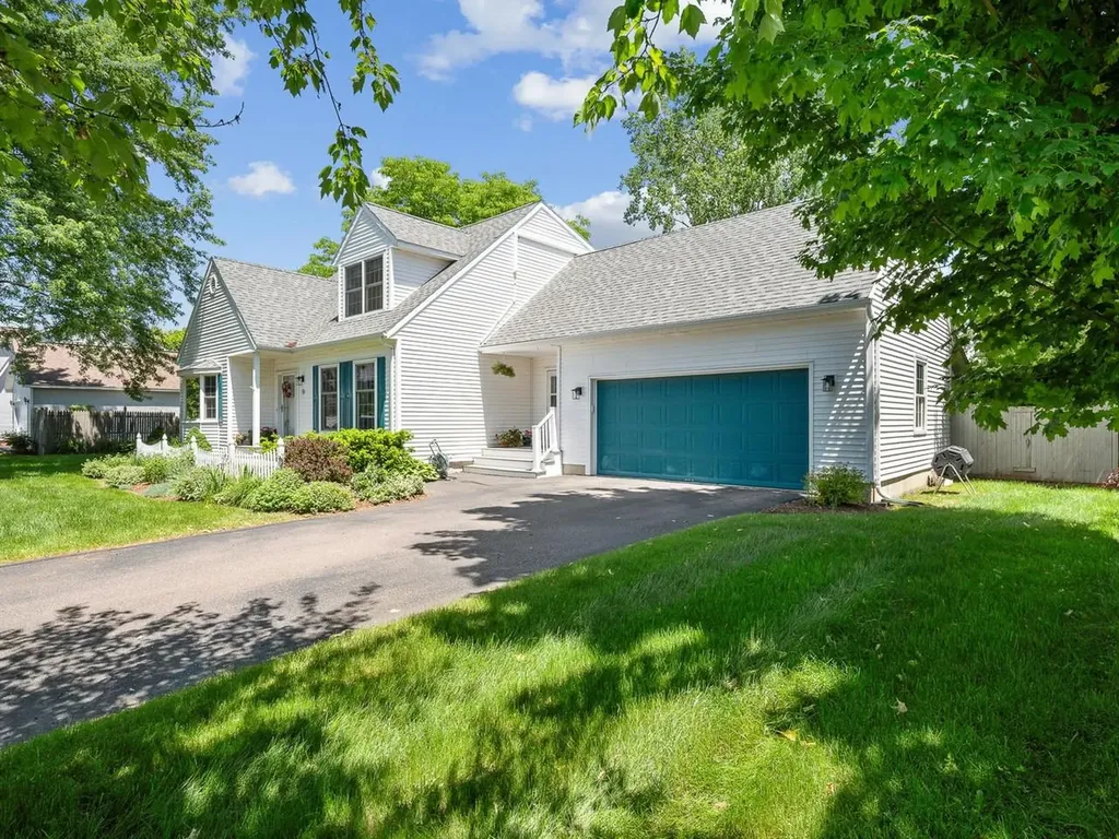 4 Oak Creek Drive South Burlington VT 05403