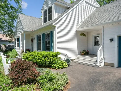 4 Oak Creek Drive South Burlington VT 05403