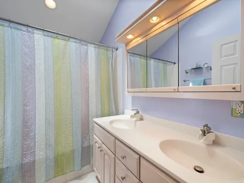 4 Oak Creek Drive South Burlington VT 05403