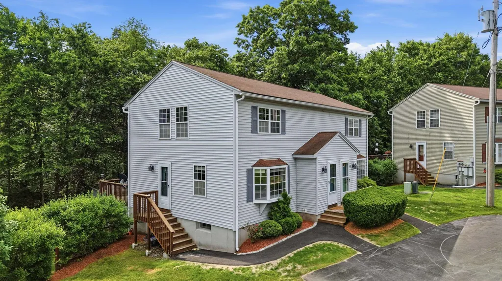 46 Morgan Circle Goffstown NH 03045