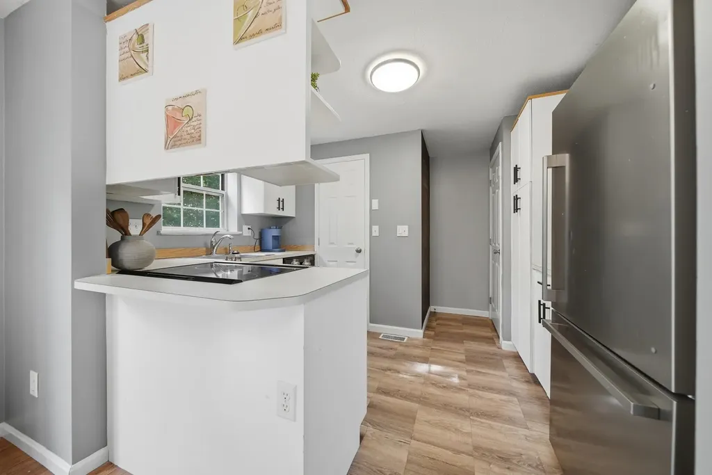 46 Morgan Circle Goffstown NH 03045
