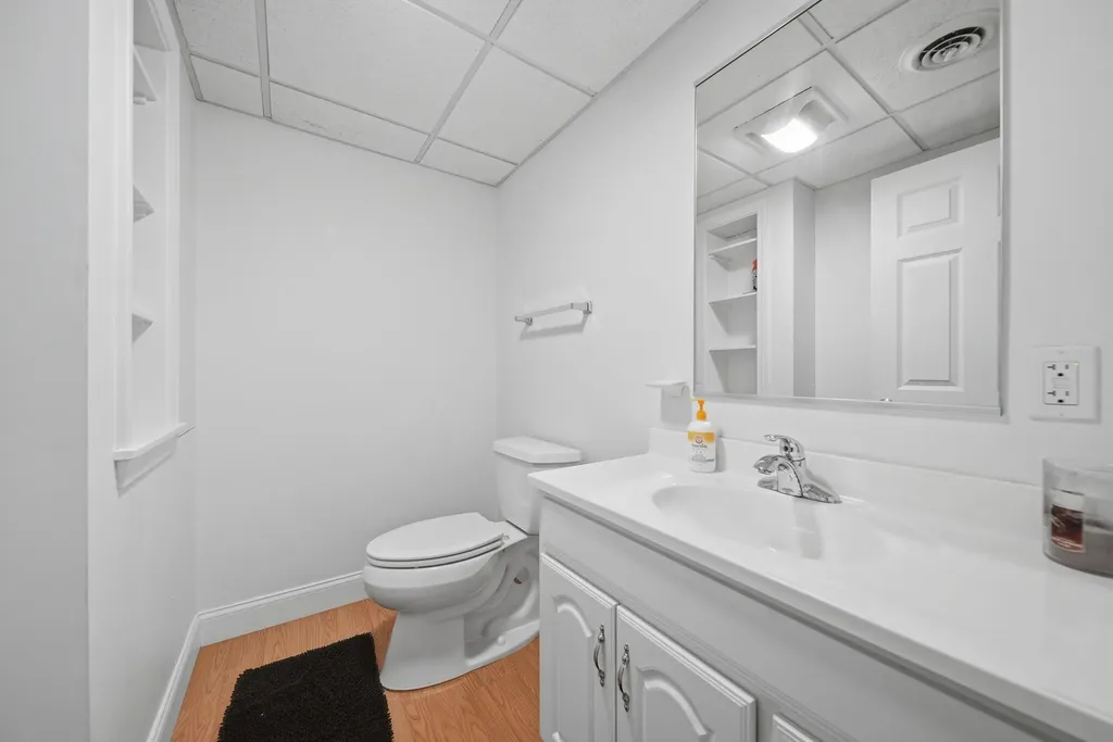 46 Morgan Circle Goffstown NH 03045