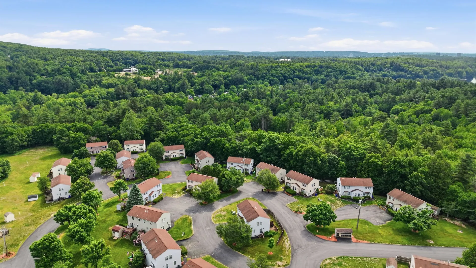 46 Morgan Circle Goffstown NH 03045