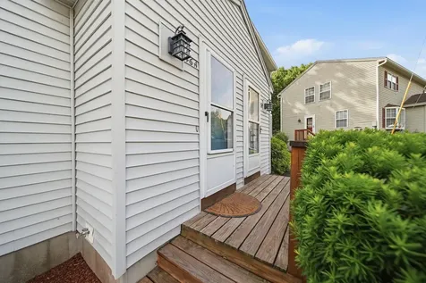 46 Morgan Circle Goffstown NH 03045
