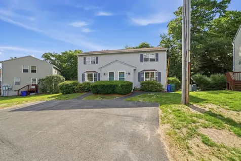 46 Morgan Circle Goffstown NH 03045